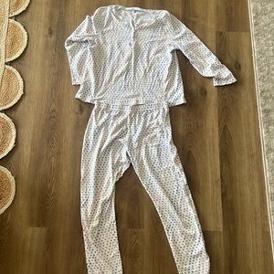 Roller rabbit long sleeve pajamas